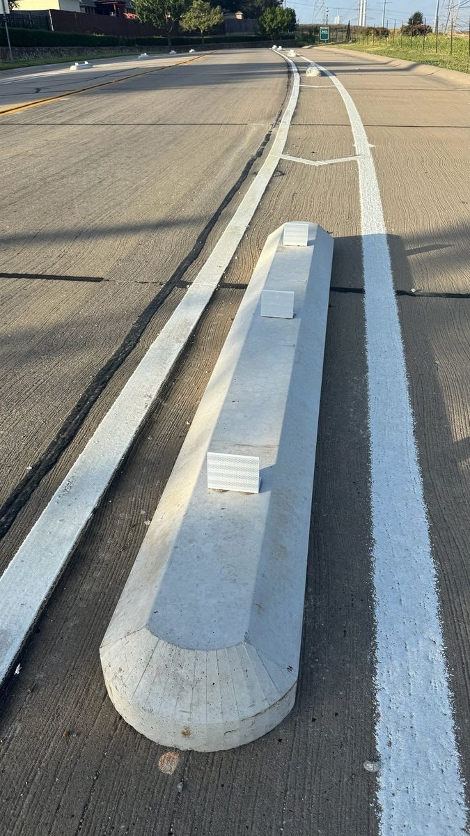 Route photo 42: North Concrete Barrier 26, No visible damage