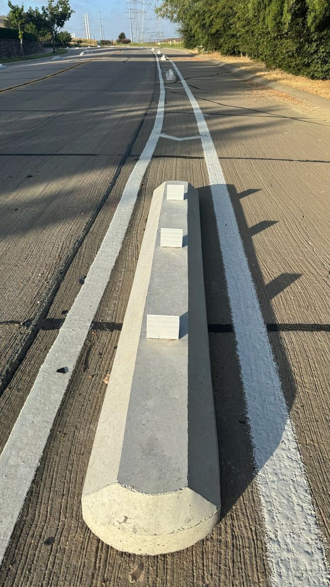 Route photo 52: North Concrete Barrier 31, No visible damage