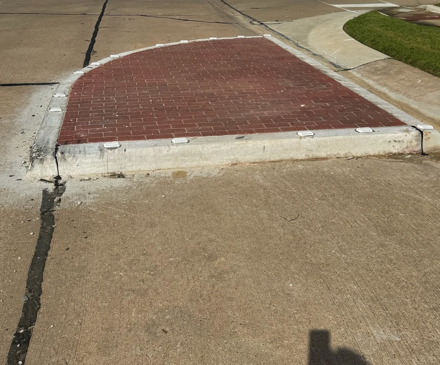 Route photo 145: North Bump Out 6, Concrete Damage