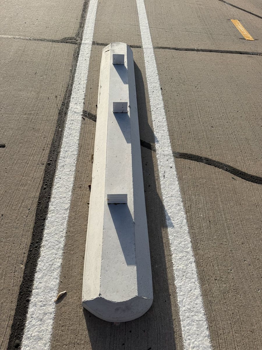 Route photo 97: South Concrete Barrier 55, No visible damage