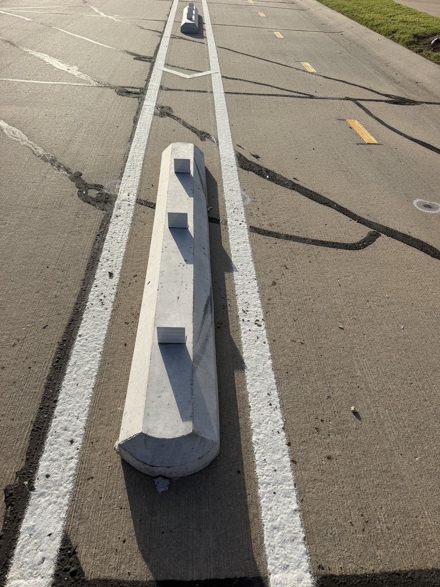 Route photo 98: South Concrete Barrier 56, Tire Marks