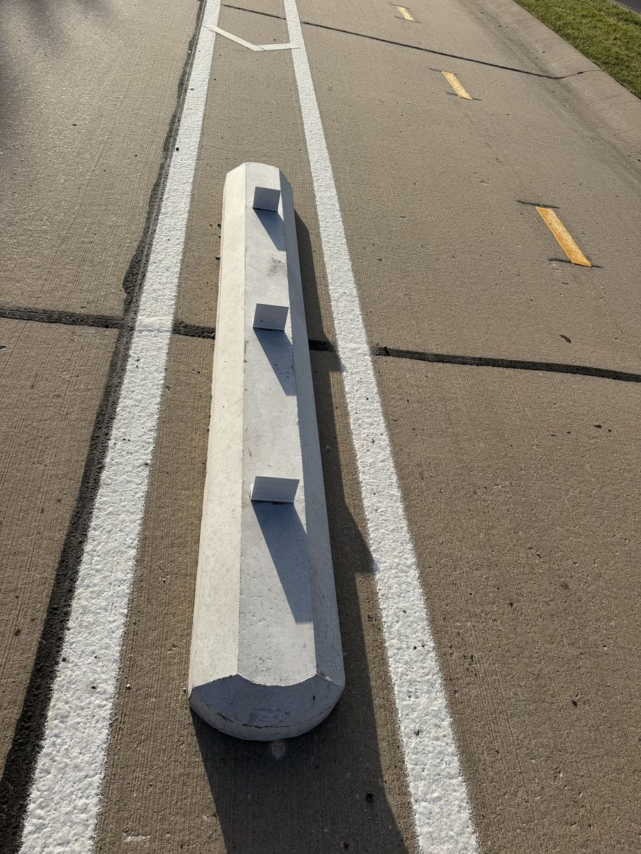 Route photo 101: South Concrete Barrier 59, No visible damage