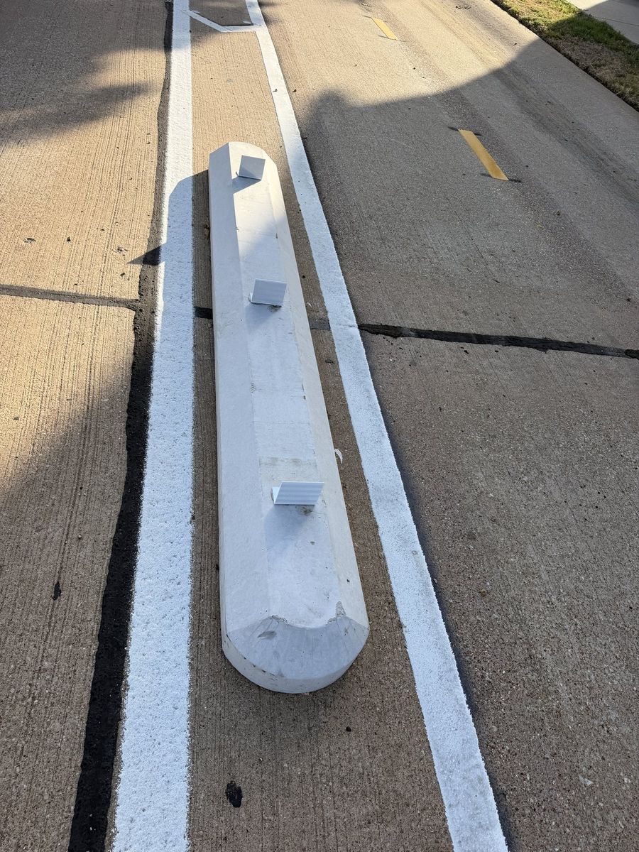 Route photo 154: South Concrete Barrier 106, No visible damage