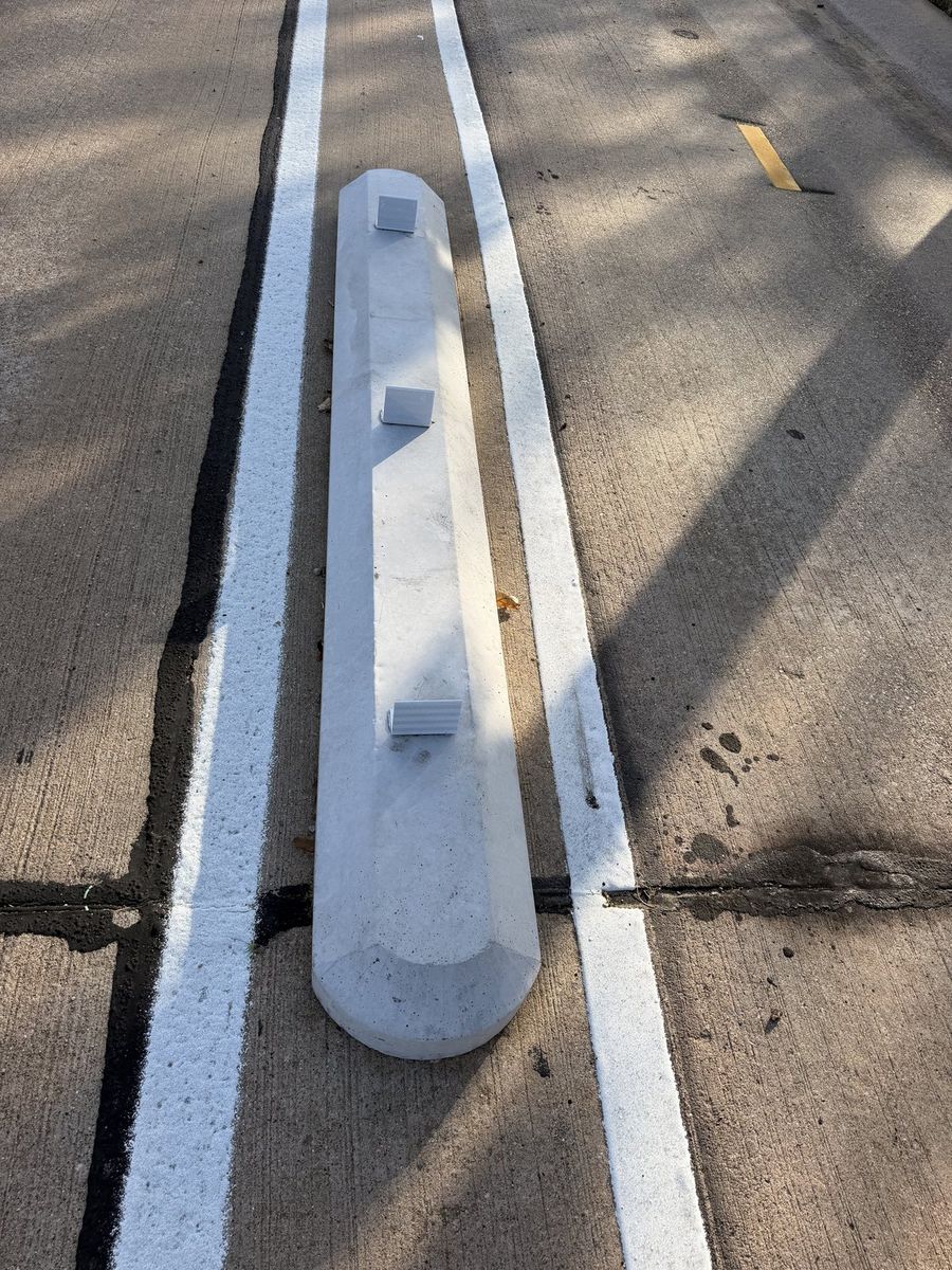 Route photo 155: South Concrete Barrier 107, No visible damage