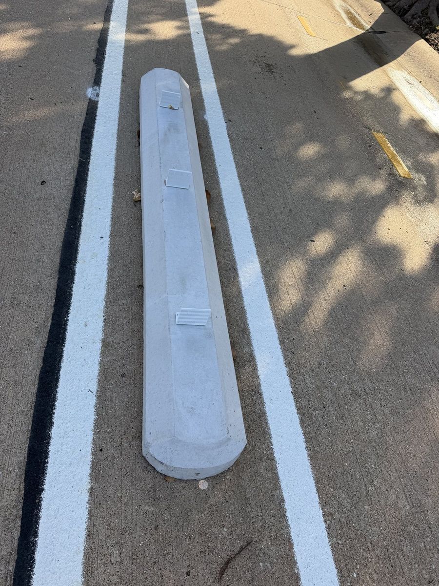 Route photo 159: South Concrete Barrier 111, No visible damage