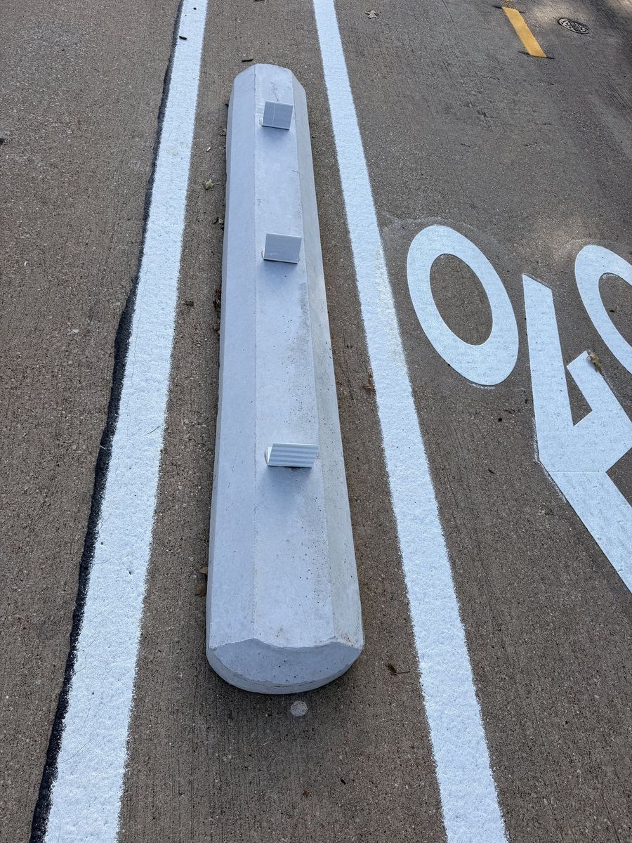 Route photo 164: South Concrete Barrier 116, No visible damage